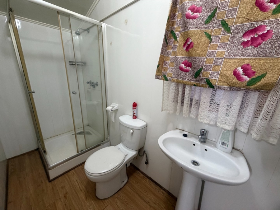 4 Bedroom Property for Sale in Roodia Free State